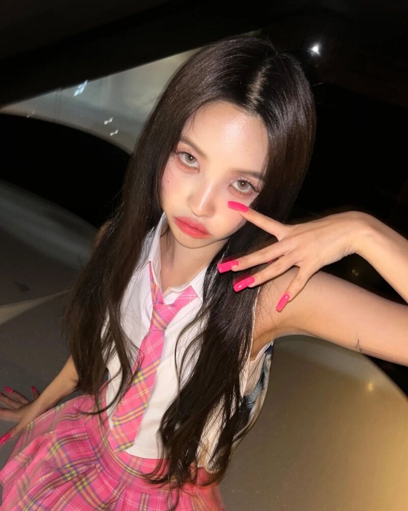 230601 - (G)I-DLE Soyeon Instagram Update documents 6