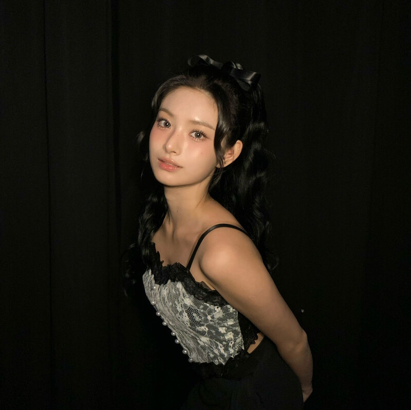 241008 EVERGLOW Yiren Instagram Update documents 5