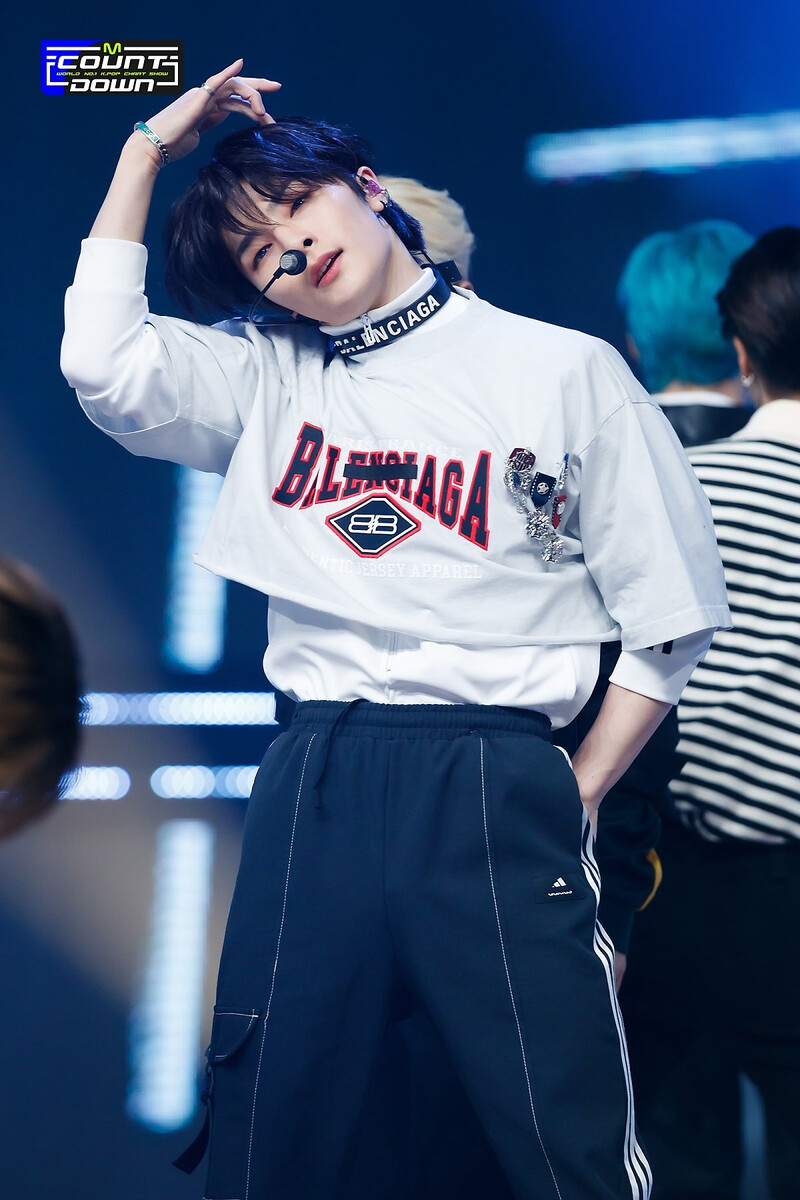 220407 I.N- STRAY KIDS 'MANIAC' at M COUNTDOWN documents 3