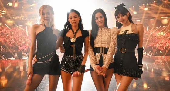 "BLACKPINK's Best Live Performance So Far" — Korean Netizens Praise BLACKPINK's Performance at the France Charity Concert