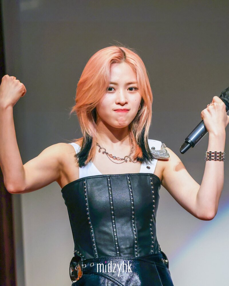 240118 ITZY Ryujin - MAKESTAR Fansign Event documents 3