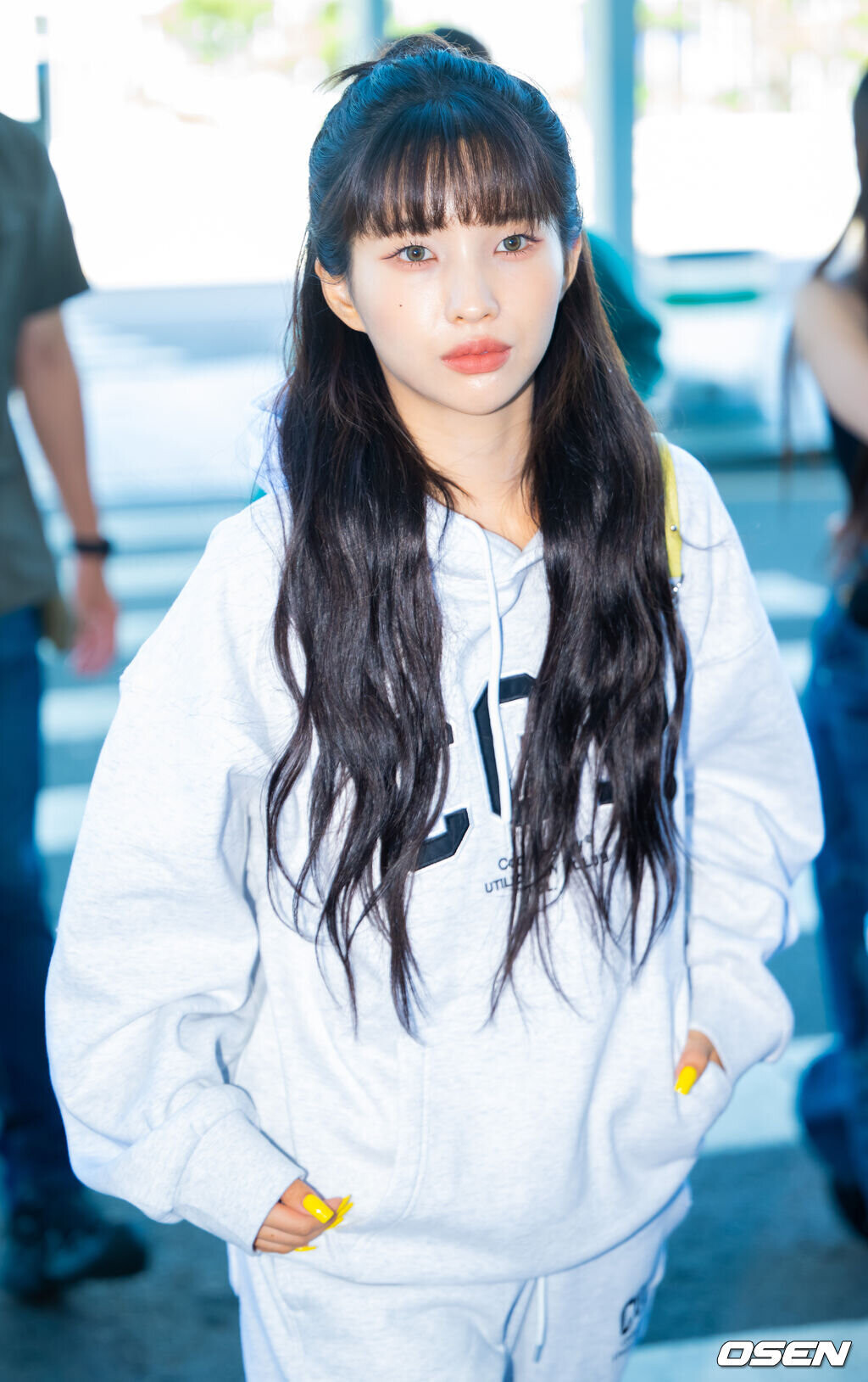 230908 (G)I-DLE Soyeon at Incheon International Airport | kpopping