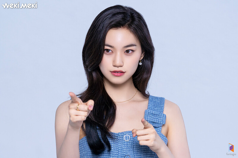 210730 Fantagio Naver Post - Doyeon's KB Kookmin Bank CF Behind documents 13