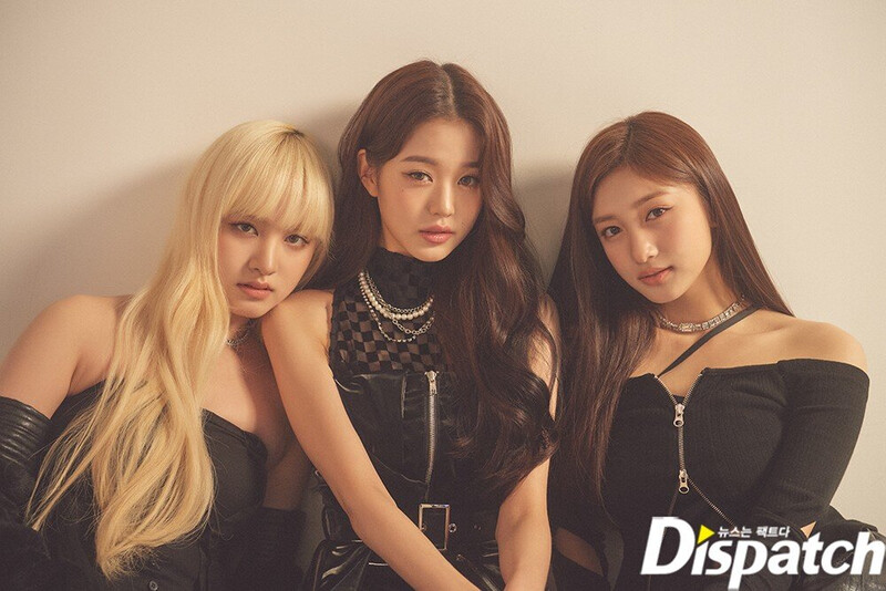 211203 IVE 'ELEVEN' Debut Photoshoot by Dispatch documents 18