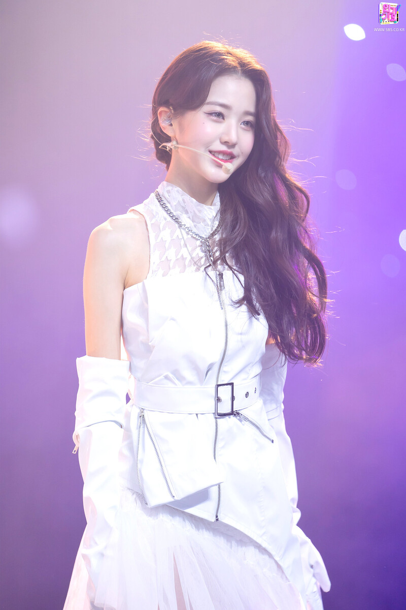 211212 IVE Wonyoung - "ELEVEN" at Inkigayo documents 8