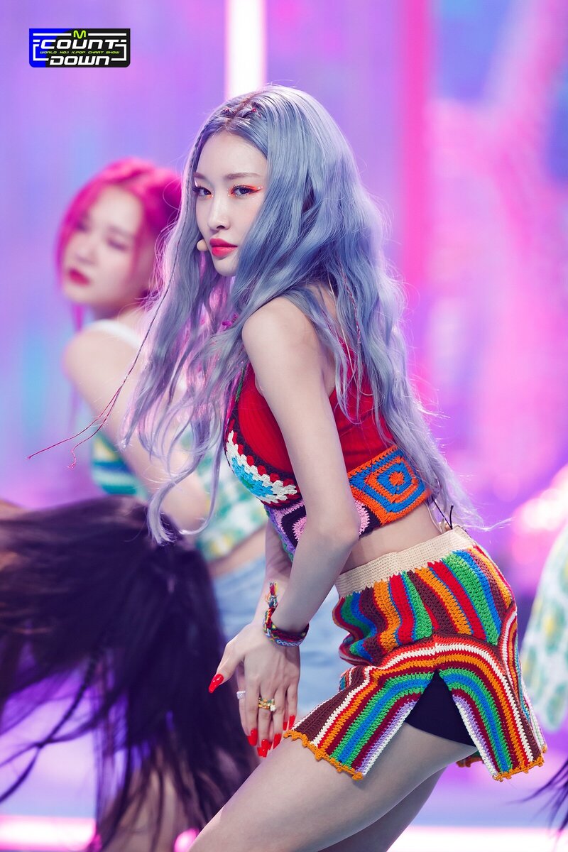 220714 Chungha - 'Sparkling' at M Countdown documents 15