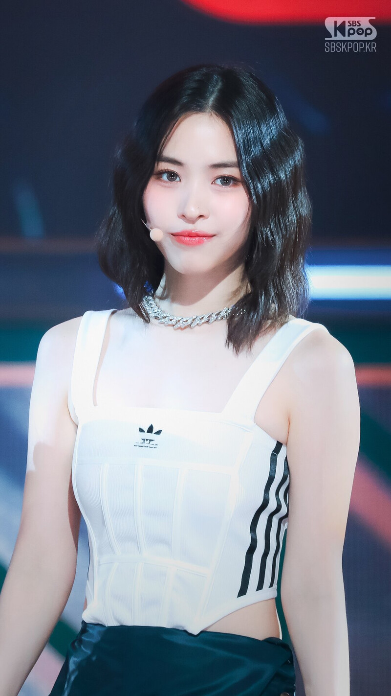 230806 ITZY Ryujin - ‘CAKE’ at Inkigayo documents 5