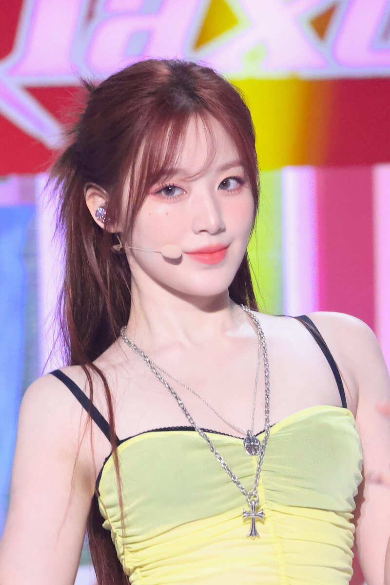 240713 (G)I-DLE Shuhua - 'Klaxon' at Music Core documents 1