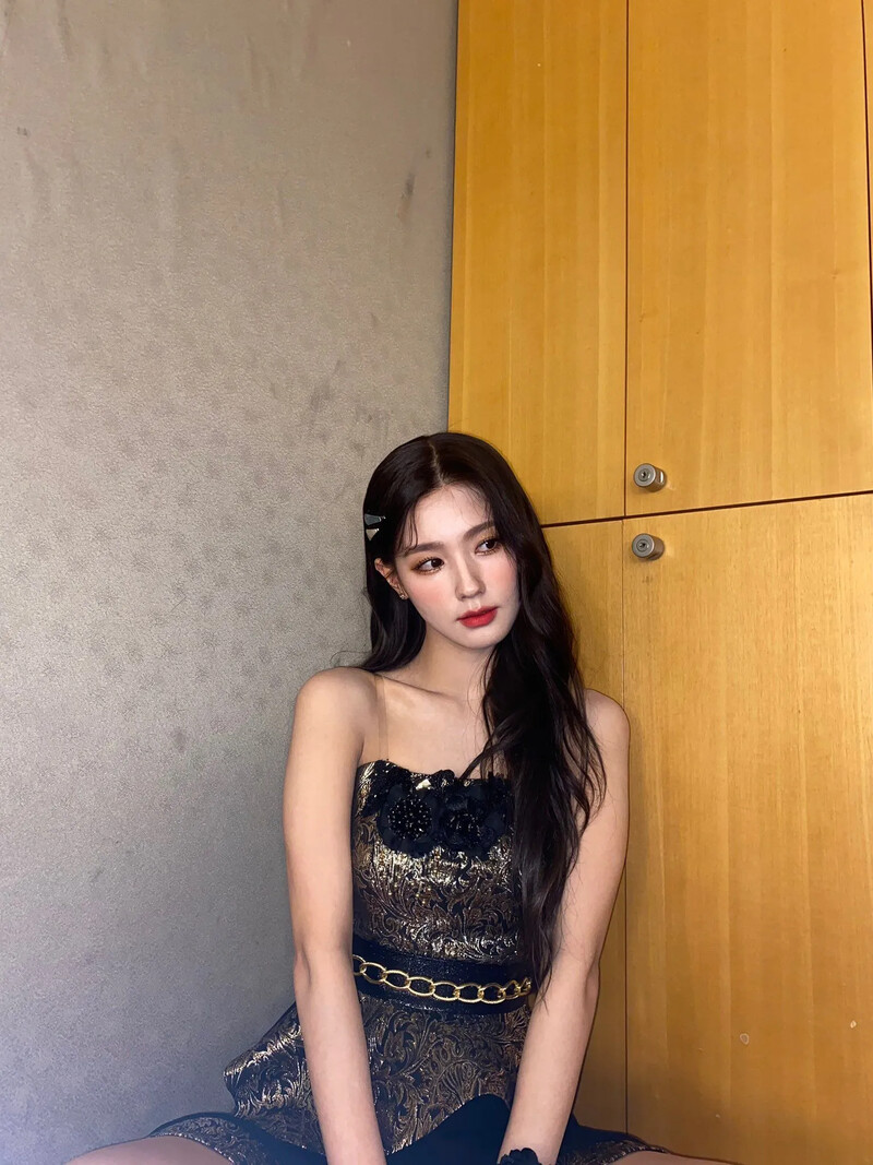 G_I_DLE-Es54tjWUYAUIzW3-20210129-07-58.jpg