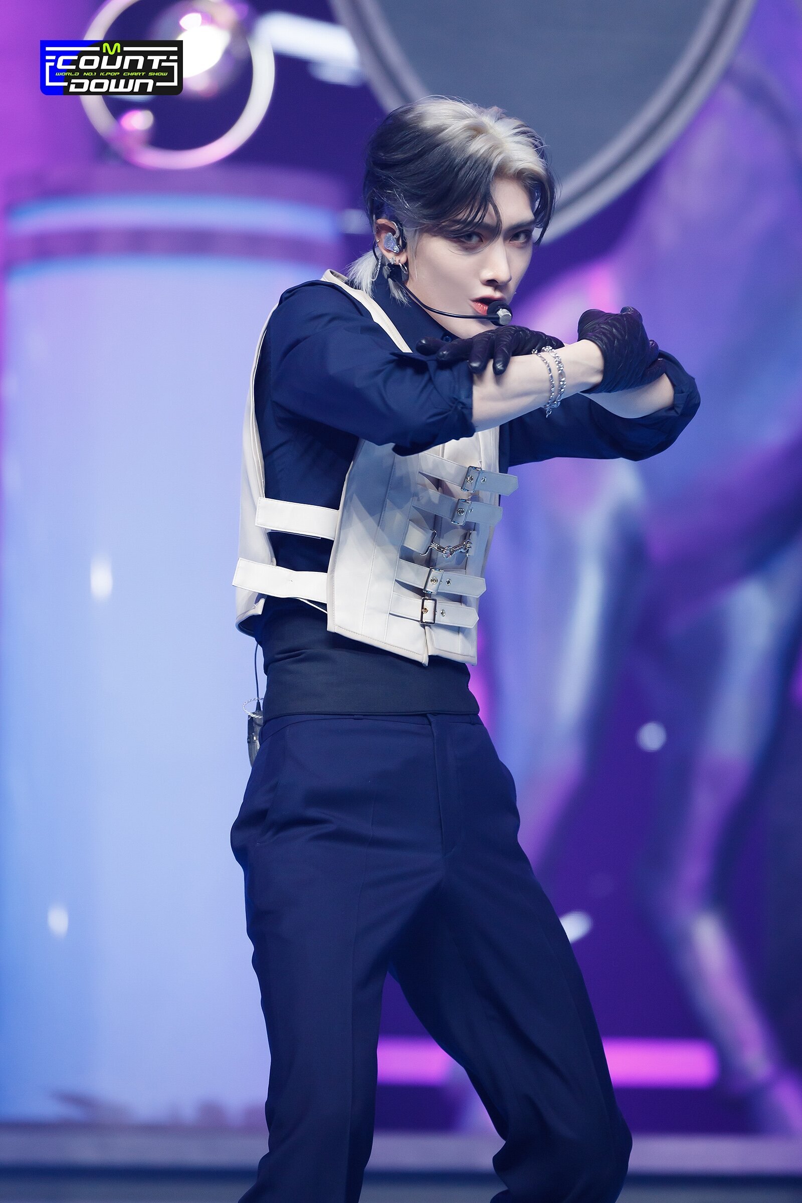 231109 ZEROBASEONE Ricky - 'Crush' and 'Melting Point' at M Countdown ...