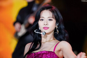 191225 TWICE Tzuyu