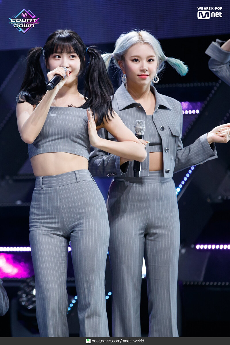 190502 TWICE - 'Fancy' at M COUNTDOWN documents 4