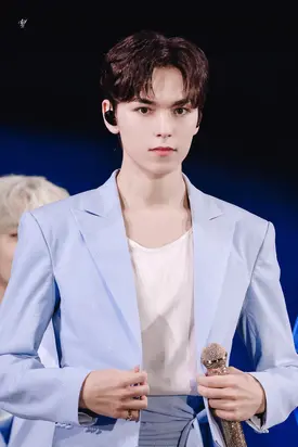 240724 SEVENTEEN Vernon - CARATLAND 2024 Day 2