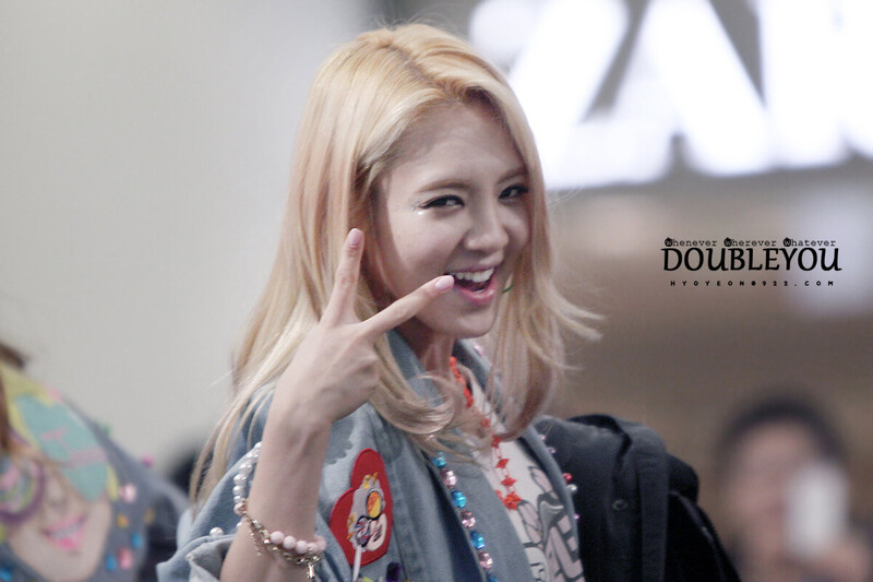 130126 Girls' Generation Hyoyeon at Yeongdon Times Square fansign event documents 7