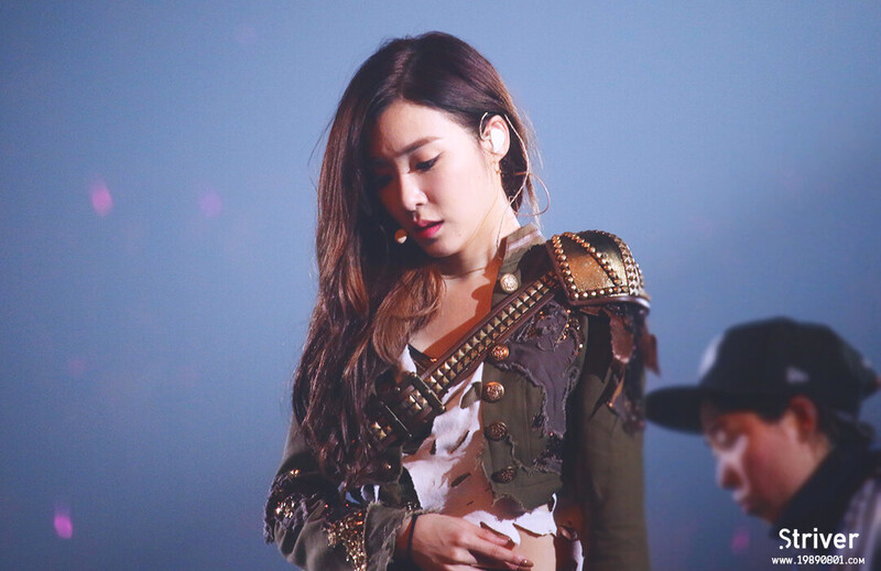 160130 Girls' Generation Tiffany at 'Phantasia' Concert in Bangkok Day 1 documents 2