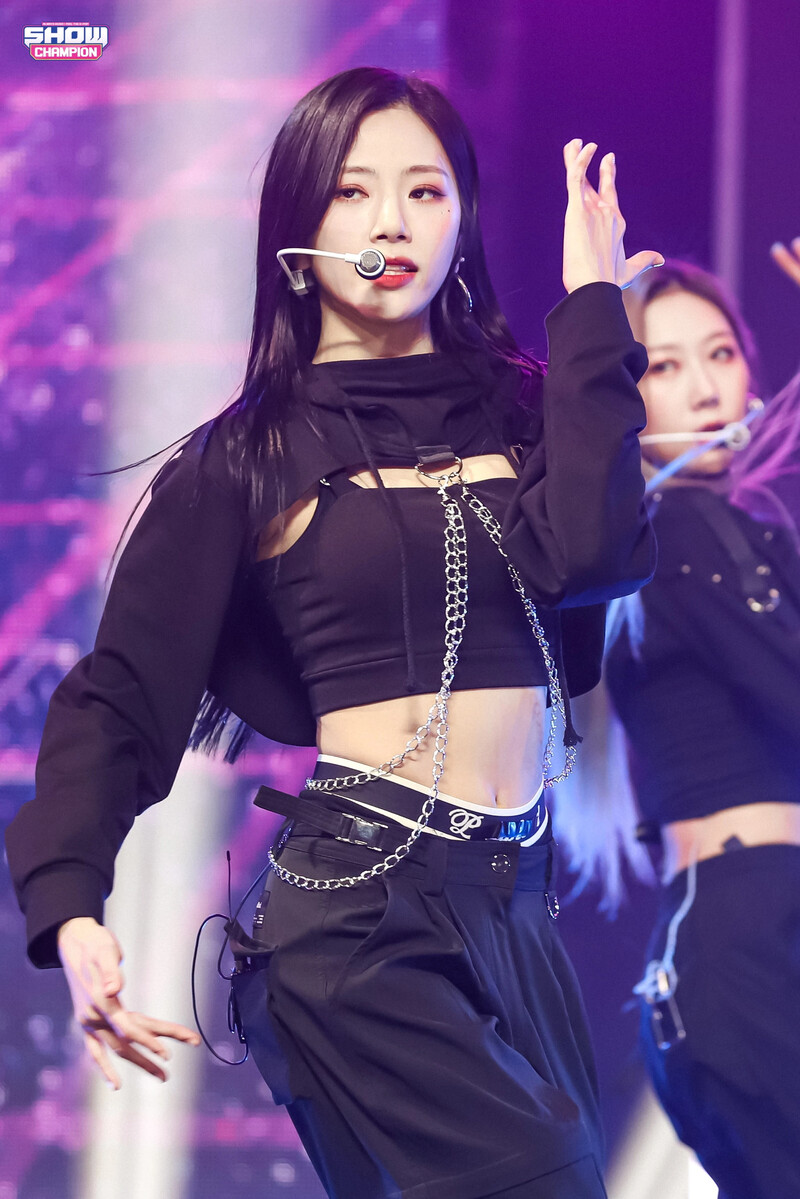 210224 Dreamcatcher - 'Wind Blows' at Show Champion (MBC Naver Post) documents 25