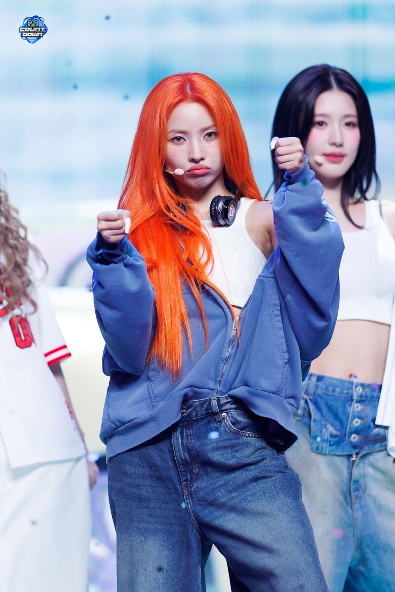 240711 (G)I-DLE Soyeon - 'Klaxon' at M Countdown documents 6