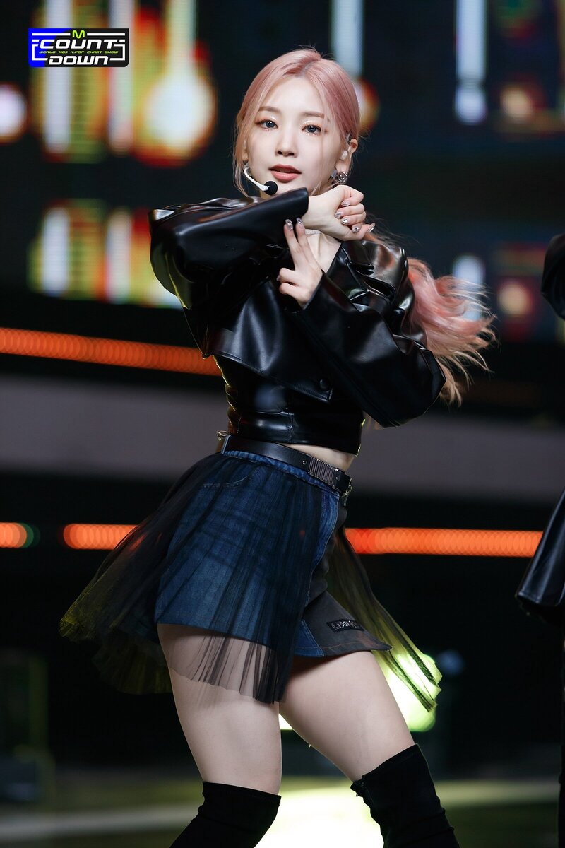 220303 Rocket Punch - 'CHIQUITA' at M Countdown documents 20