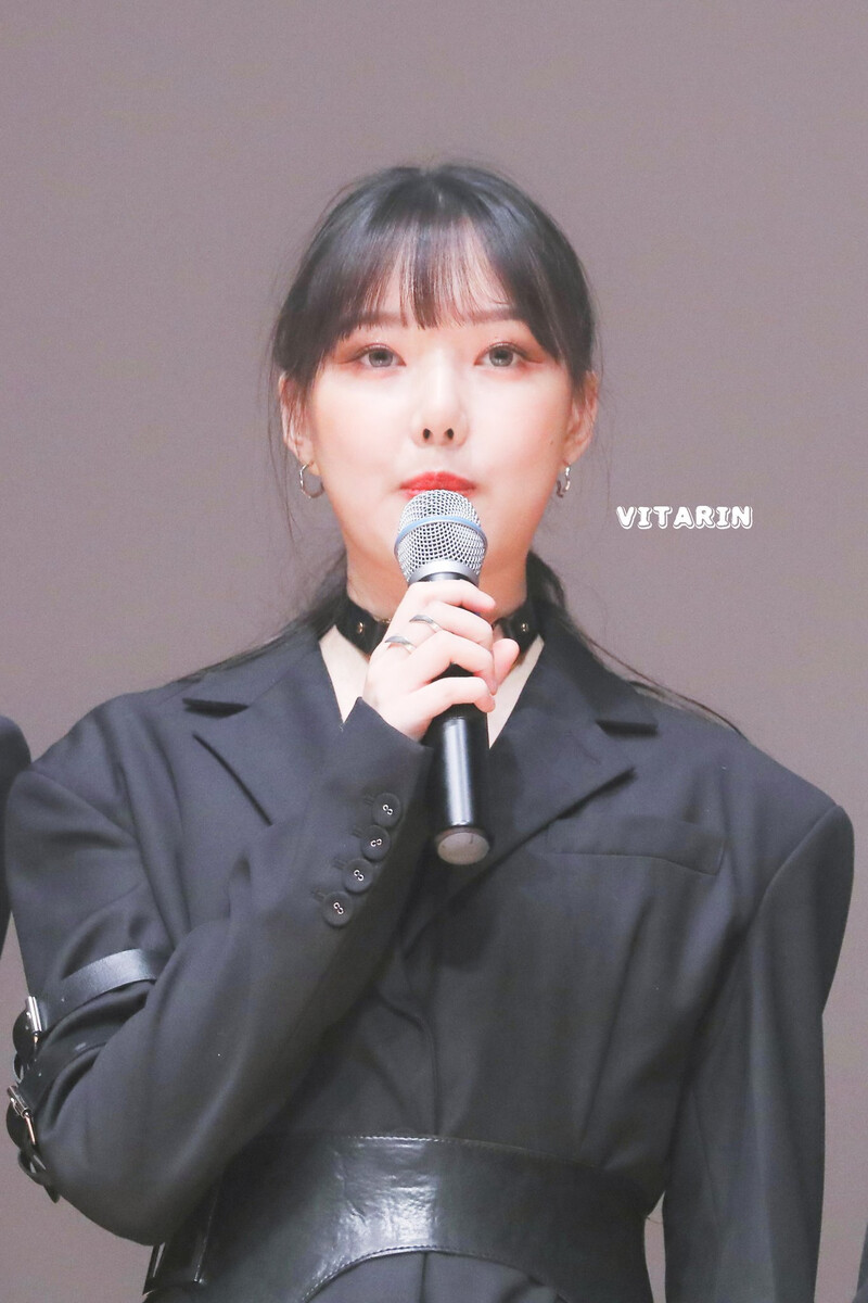 200209 GFRIEND Yerin at 'LABYRINTH' Fansign documents 3