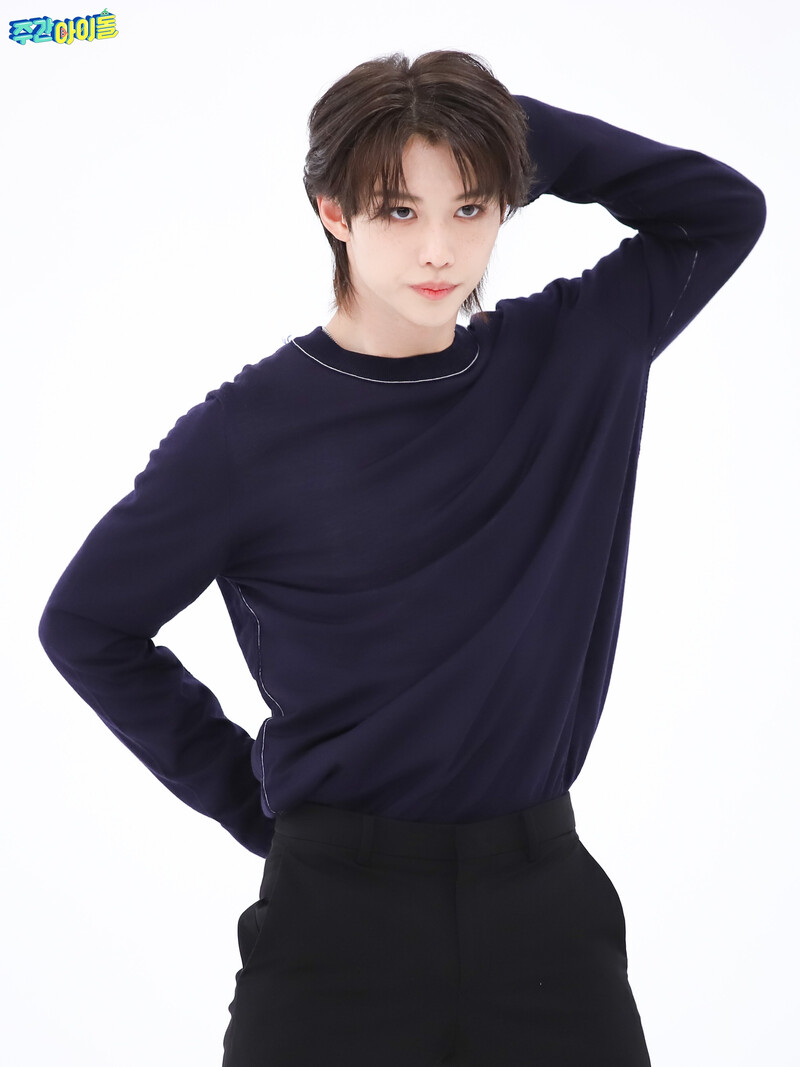 221012 MBC Naver Post - Stray Kids Felix at Weekly Idol documents 3