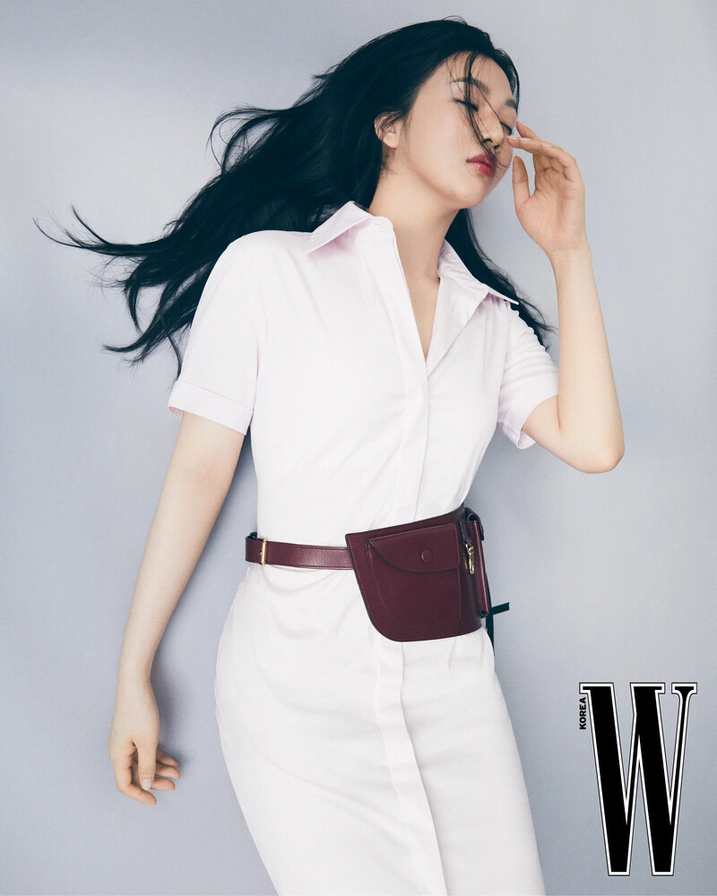 Joy x Tod's for W Korea June 2024 Digital Issue documents 8