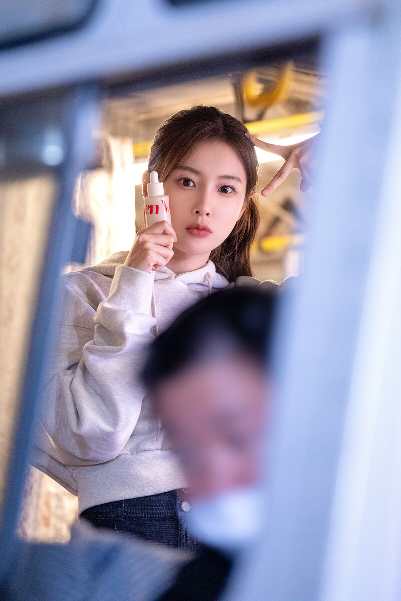 221112 8D Naver Post - Kang Hyewon - Manyo Factory CF Behind documents 2