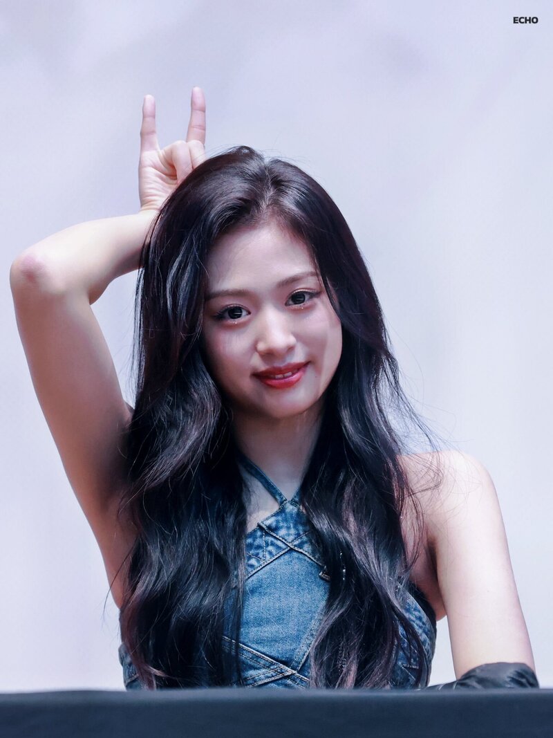 240414 BABYMONSTER Ahyeon - Weverse Fansign Event documents 1