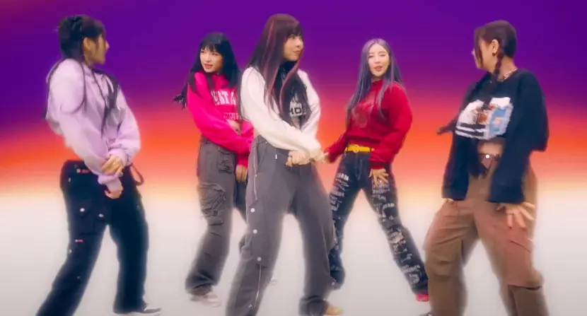 A Rookie Girl Group's Catchy Mashup With an American Rapper Catches Attention