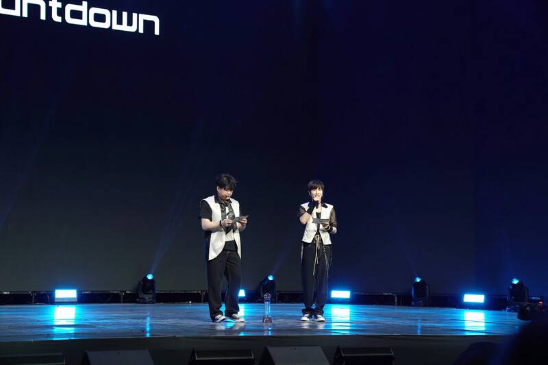 210322 SMTOWN Naver Update - Super Junior's 15th Anniversary Comeback Show Behind documents 1