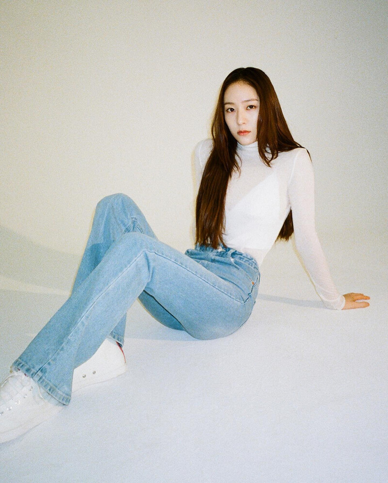 210528 Krystal's H& Entertainment Profile Photos documents 2