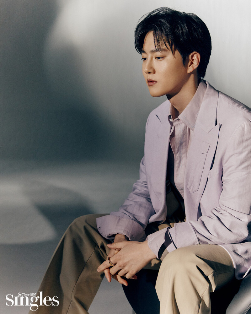 EXO SUHO for SINGLES Magazine Korea June Issue 2022 documents 3