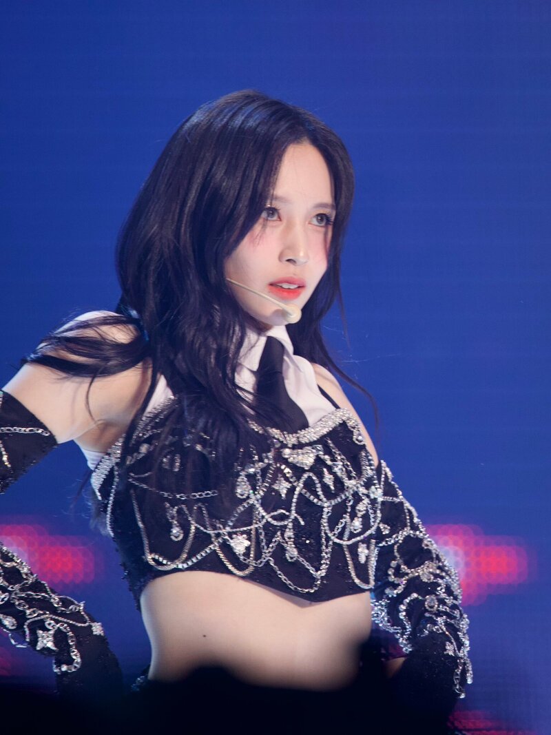 230415 TWICE Mina - ‘Ready To Be’ World Tour in Seoul Day 1 documents 2