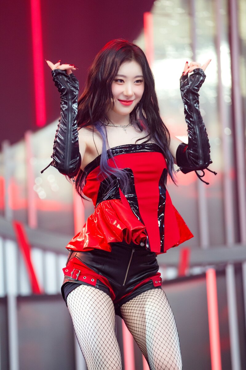 240114 - ITZY 'UNTOUCHABLE' at Inkigayo documents 5