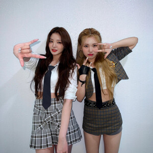 220918 TRI.BE Twitter Update Kelly & Soeun