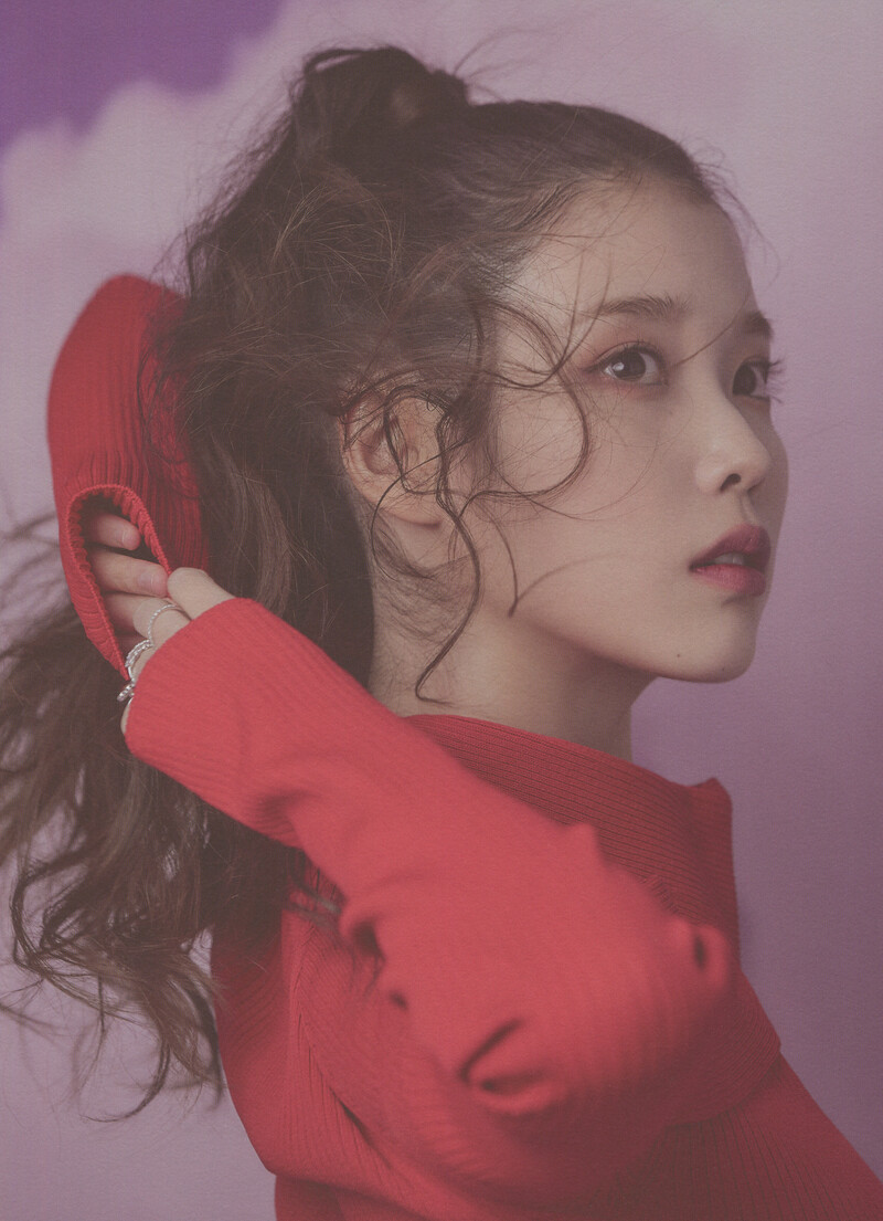 IU - 'LILAC' Photobook [SCANS] documents 5