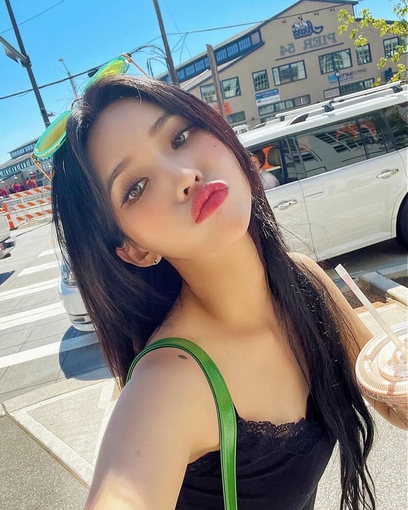 220727 (G)I-DLE Soyeon Instagram Update documents 9
