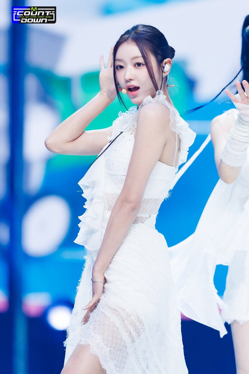 230803 OH MY GIRL YooA - 'Summer Comes' at M COUNTDOWN documents 6