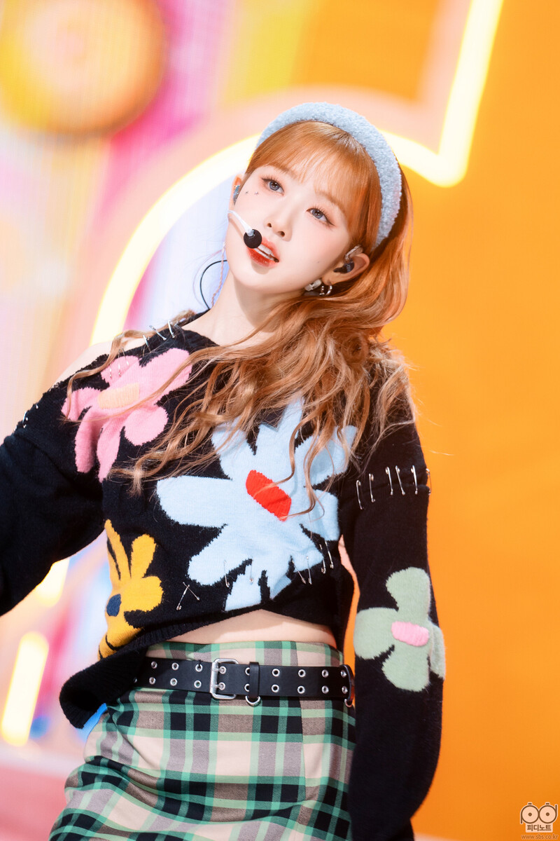 230219 STAYC Sieun - 'Teddy Bear' at Inkigayo documents 2