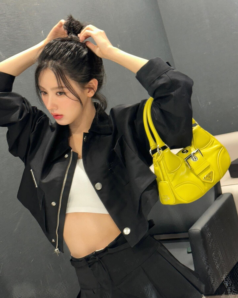 230307 (G)I-DLE Miyeon Instagram Update documents 1