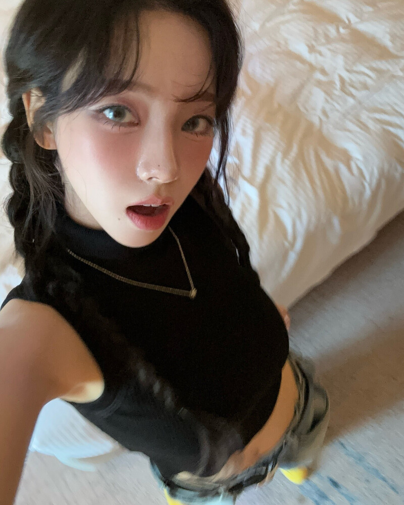 240808 - KARINA Instagram Update documents 7