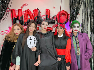 211029 WOOAH twitter update - Halloween