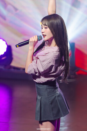 241102 WOOAH NANA - at '2024 K-Wave Festival'