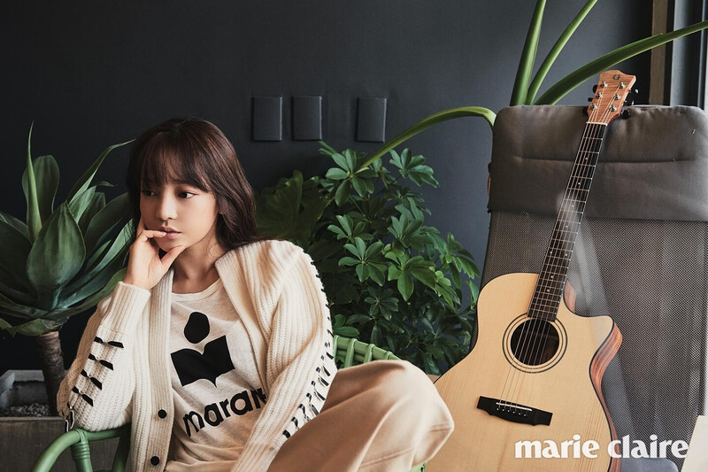 Goo Hara for Marie Claire Korea - September 2015 Issue documents 6