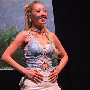 241208 KARD SOMIN during the show in Portugal