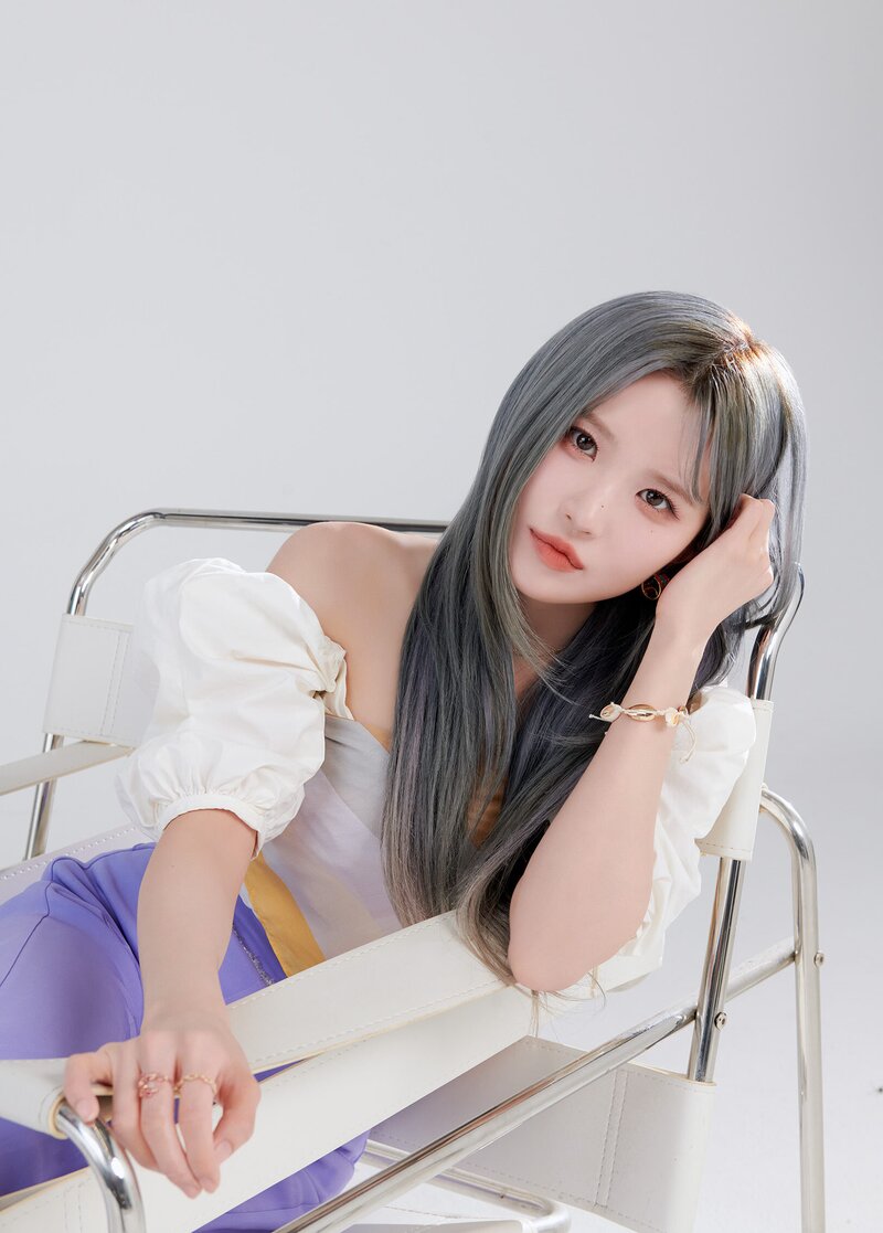 220913 fromis_9 Interview Photos for SCawaii documents 4