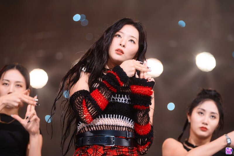 221009 Red Velvet Seulgi - '28 Reasons' at Inkigayo documents 20
