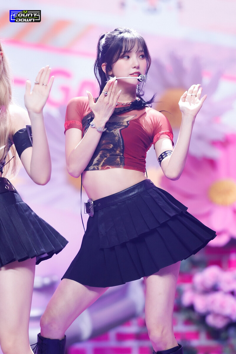 231012 Kep1er Yujin - 'Galileo' at M COUNTDOWN documents 9