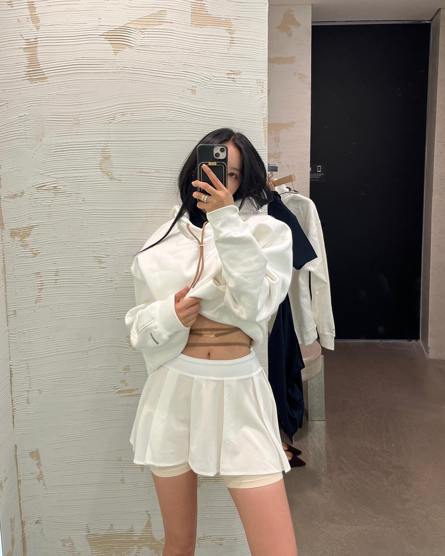 220804 Hyomin Instagram Update | kpopping