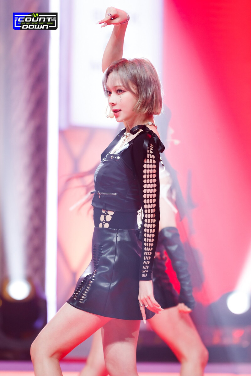 220714 aespa - 'Girls' at M Countdown documents 4