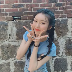 200529 MOMOLAND Jane Instagram Update